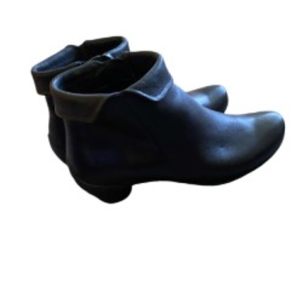 ECCO Sculptured Folded Black Leather Side Zip Boots 39
